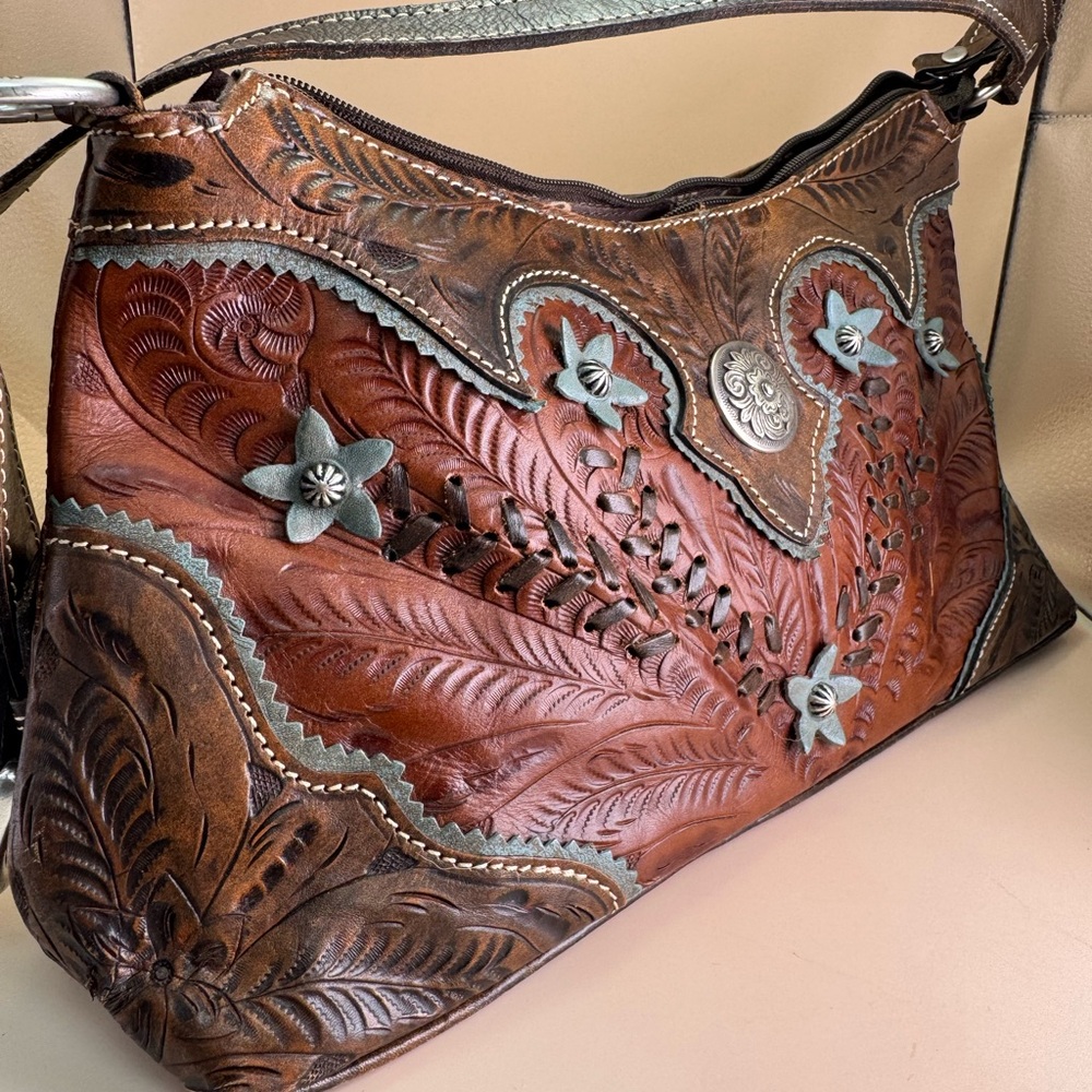 American West Handbag Blue Flowers
